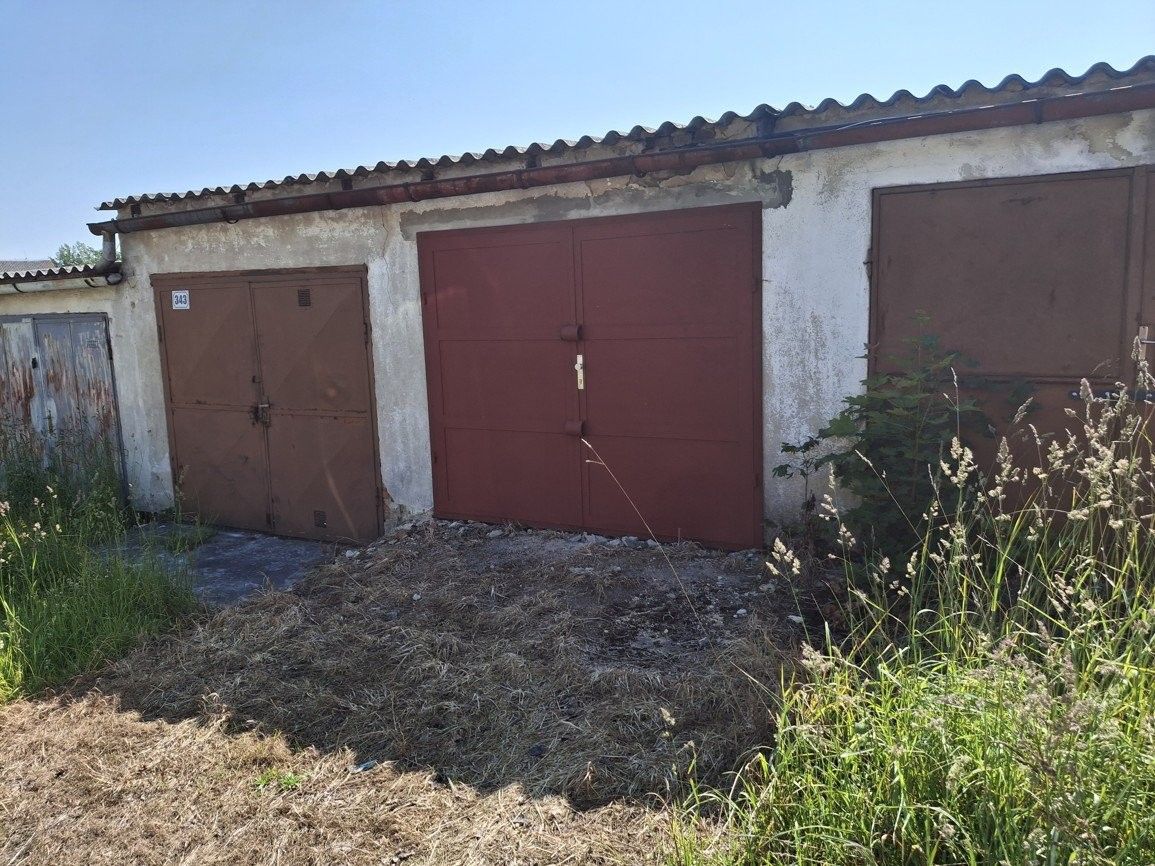 Prodej garáž - Háje, Cheb, 15 m²