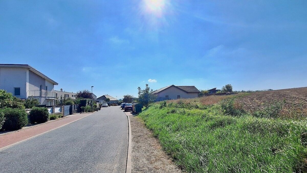 Pozemky pro bydlení, Hrušovany u Brna, 664 62