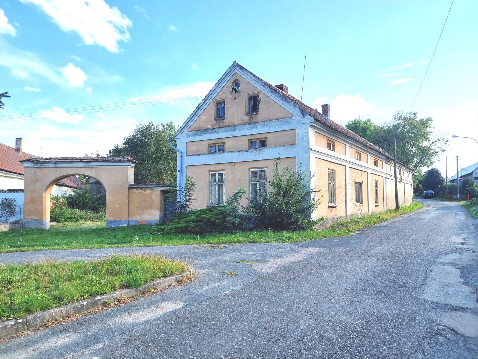 Zemědělské objekty, Malenovice, Suchdol, 250 m²