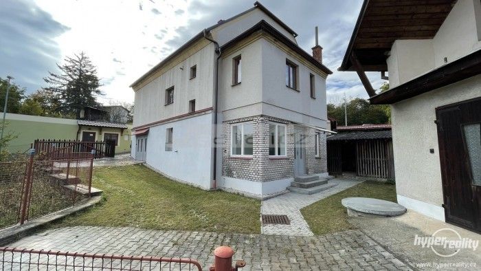 Prodej dům - Pod Nádražím, Plasy, 290 m²