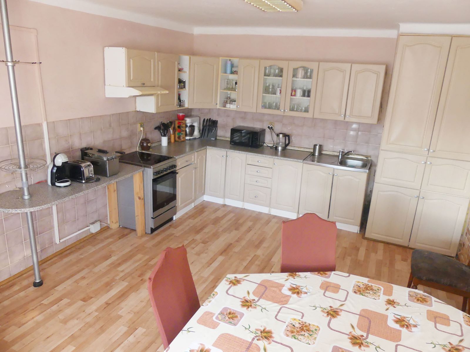 Prodej rodinný dům - Holoubkov, 141 m²