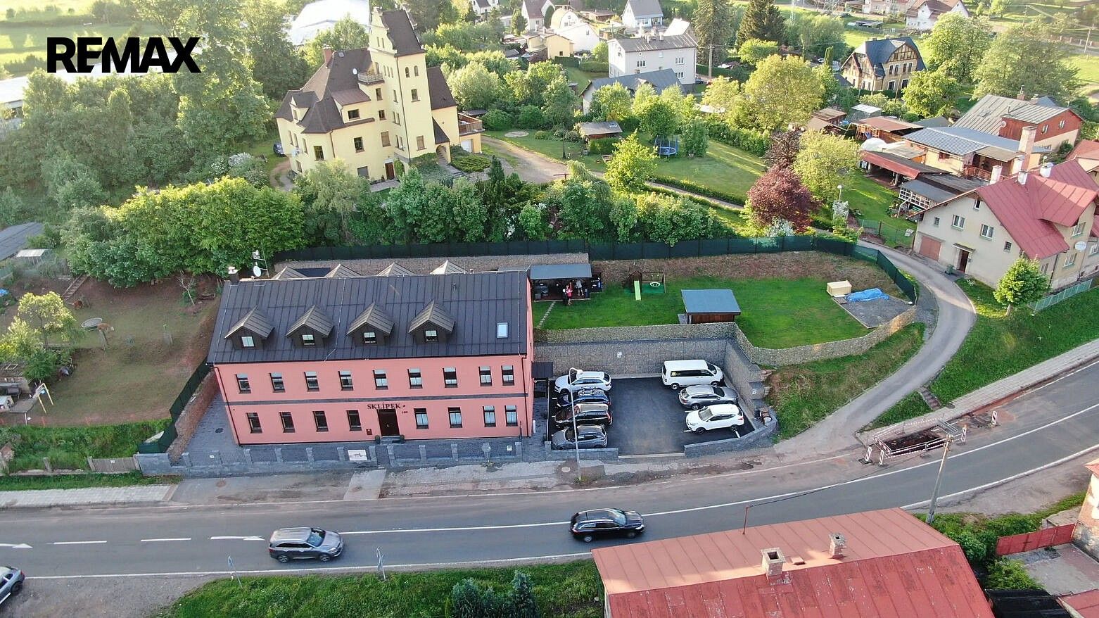 Činžovní domy, Trutnov - Poříčí, Královéhradecký kraj, 715 m² - 1