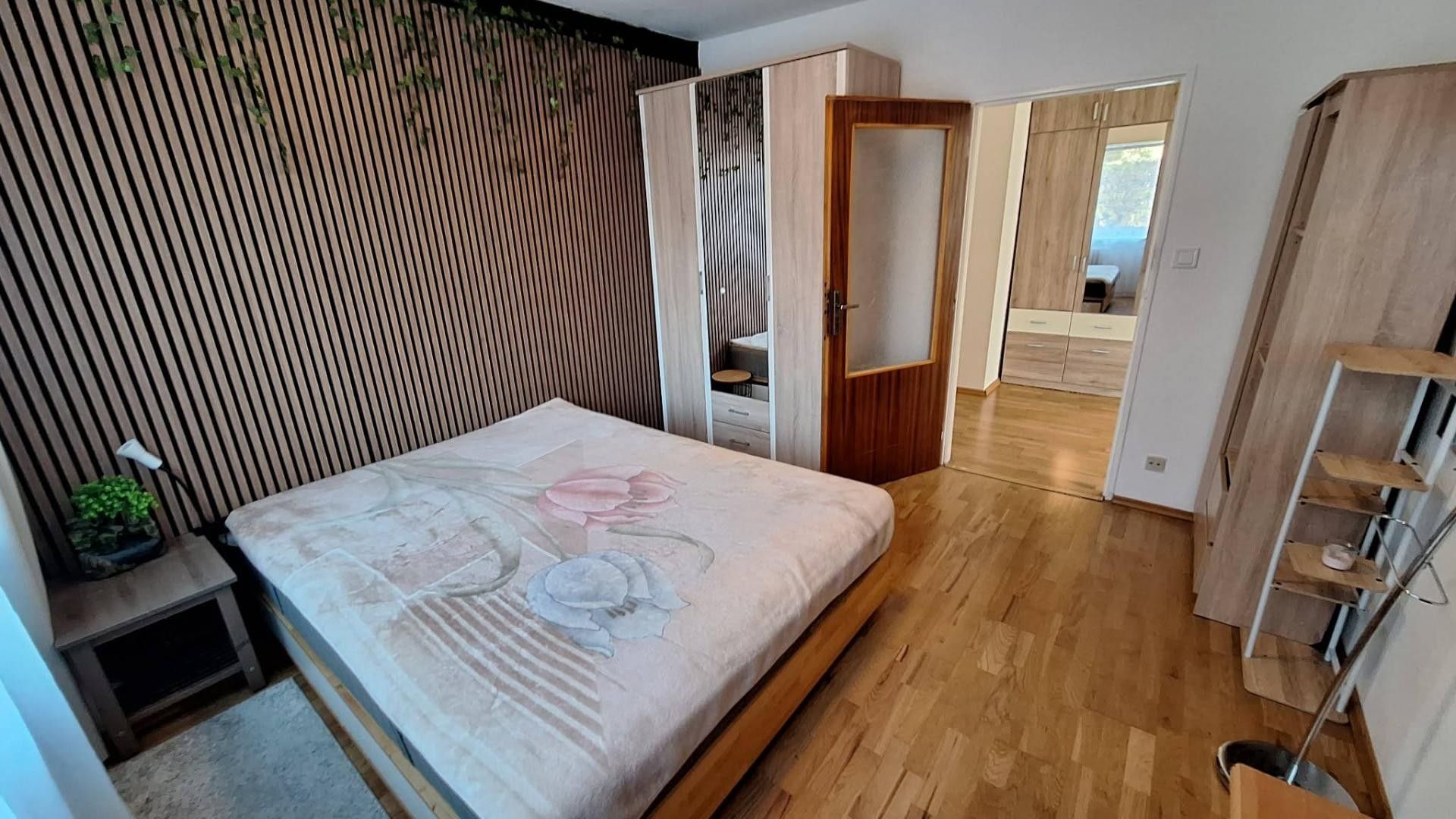 Pronájem byt 2+1 - Na mírách, Praha, 95 m²