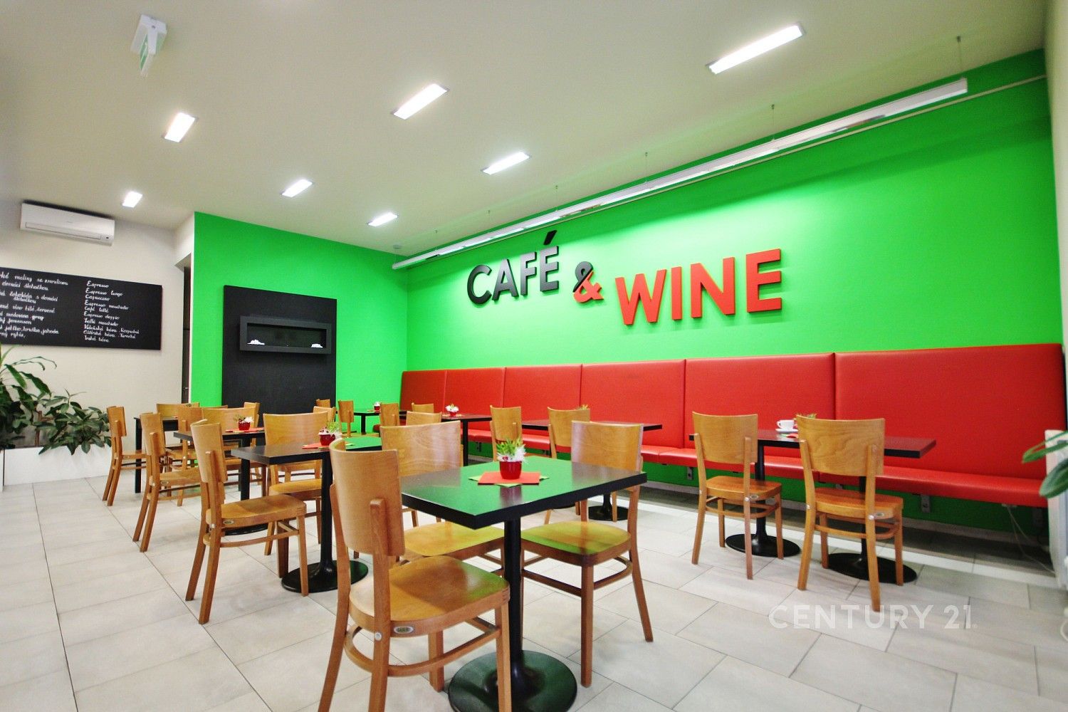 Restaurace, Adamov, okres Blansko, Jihomoravský kraj, 170 m² - 1