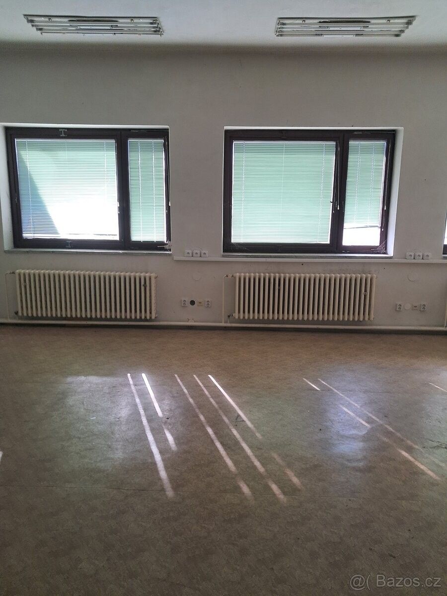 Pronájem kancelář - Skuteč, 539 73