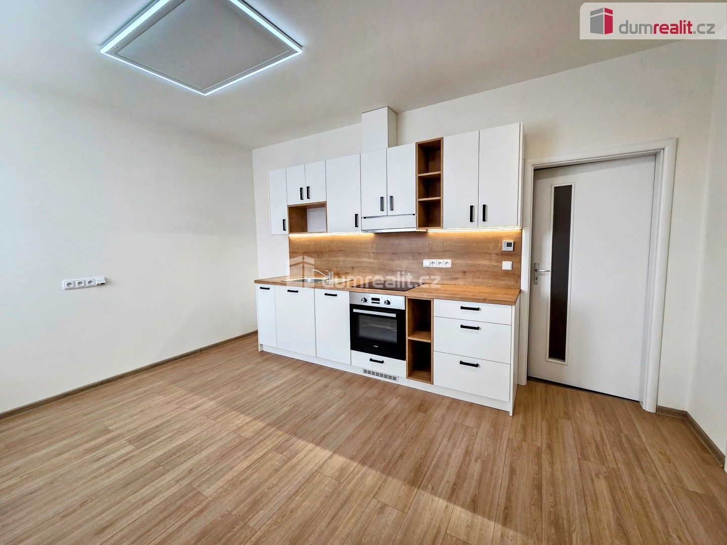 2+kk, Svatoplukova, Veselí nad Moravou, 38 m²