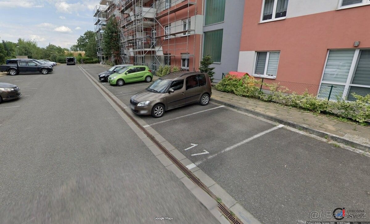 Garáže, Olomouc, 779 00