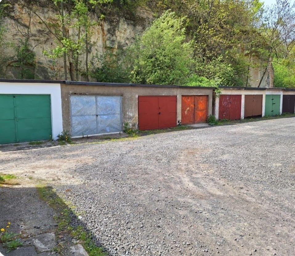 Garáže, Pod Petřinami, Praha - Veleslavín, 19 m² - 2