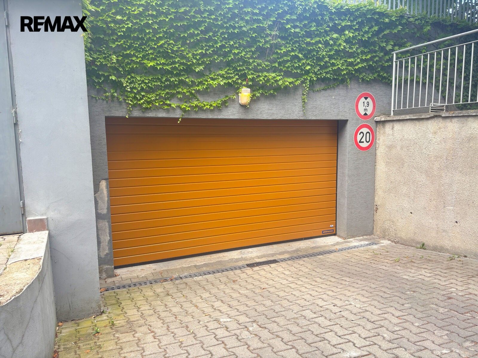 Nemovitost · 30 m² · Vřesová 678, Praha Troja - 3