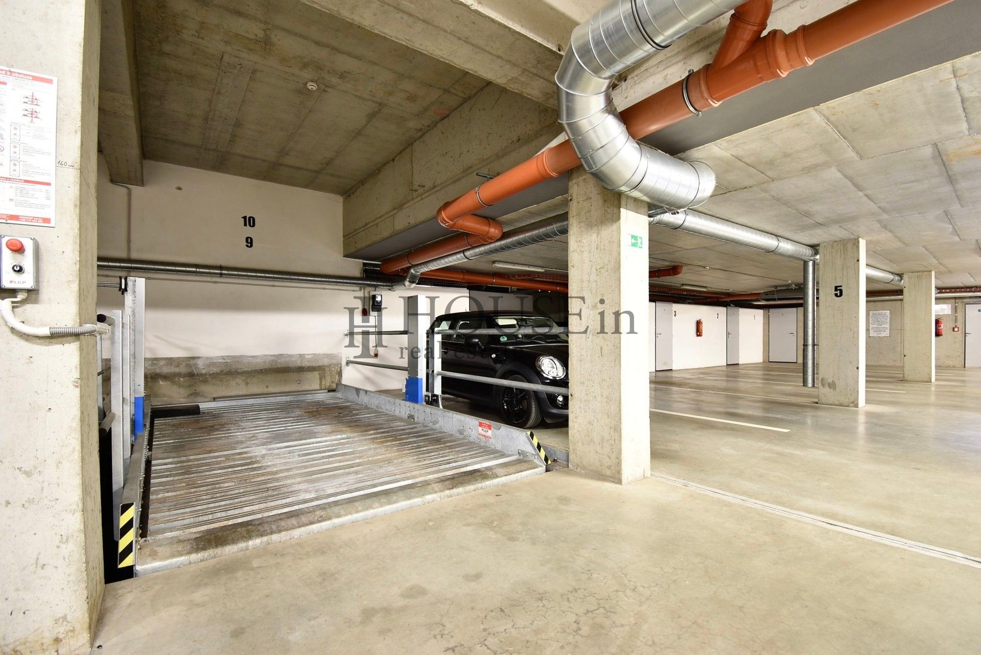 Pronájem garáž - Na vysoké I, Praha, 12 m² - 5