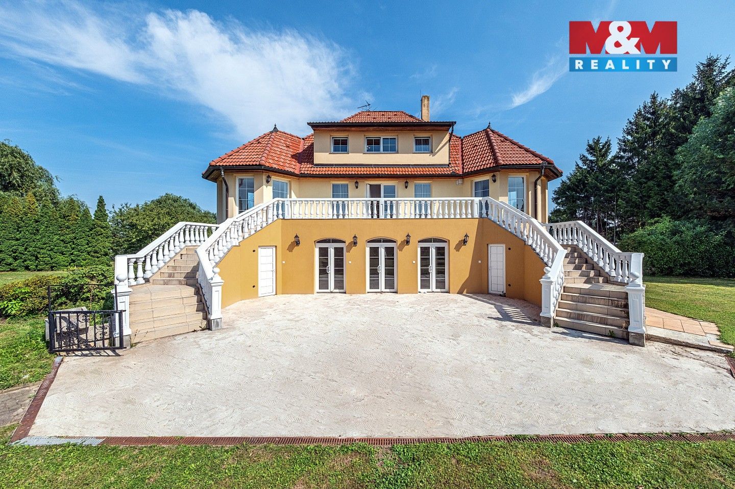 Rodinné domy, Mozartova, Říčany, 395 m²