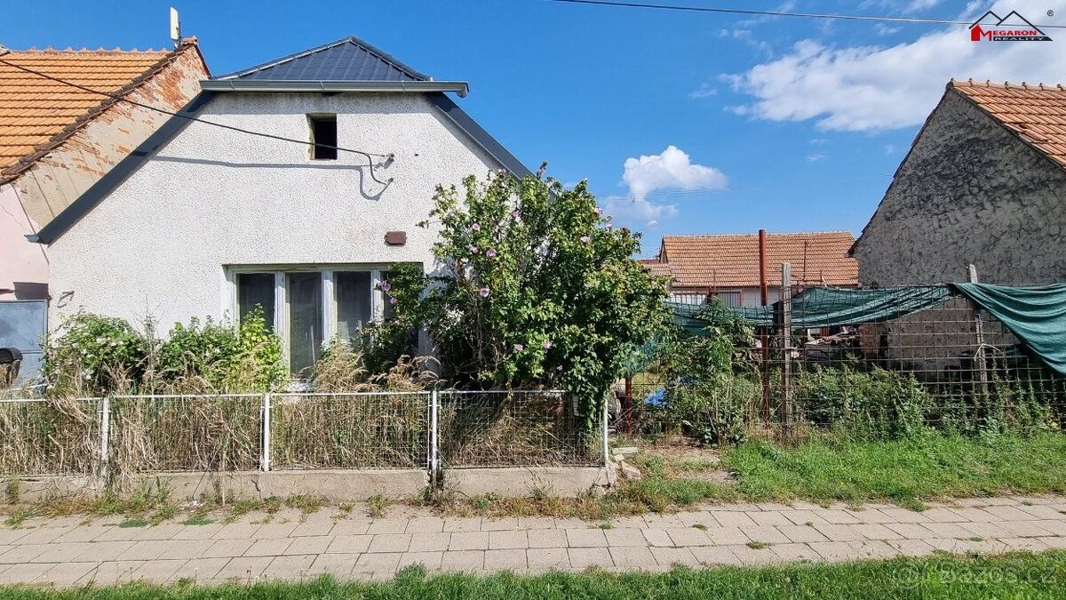 Prodej dům - Břeclav, 691 41, 204 m²