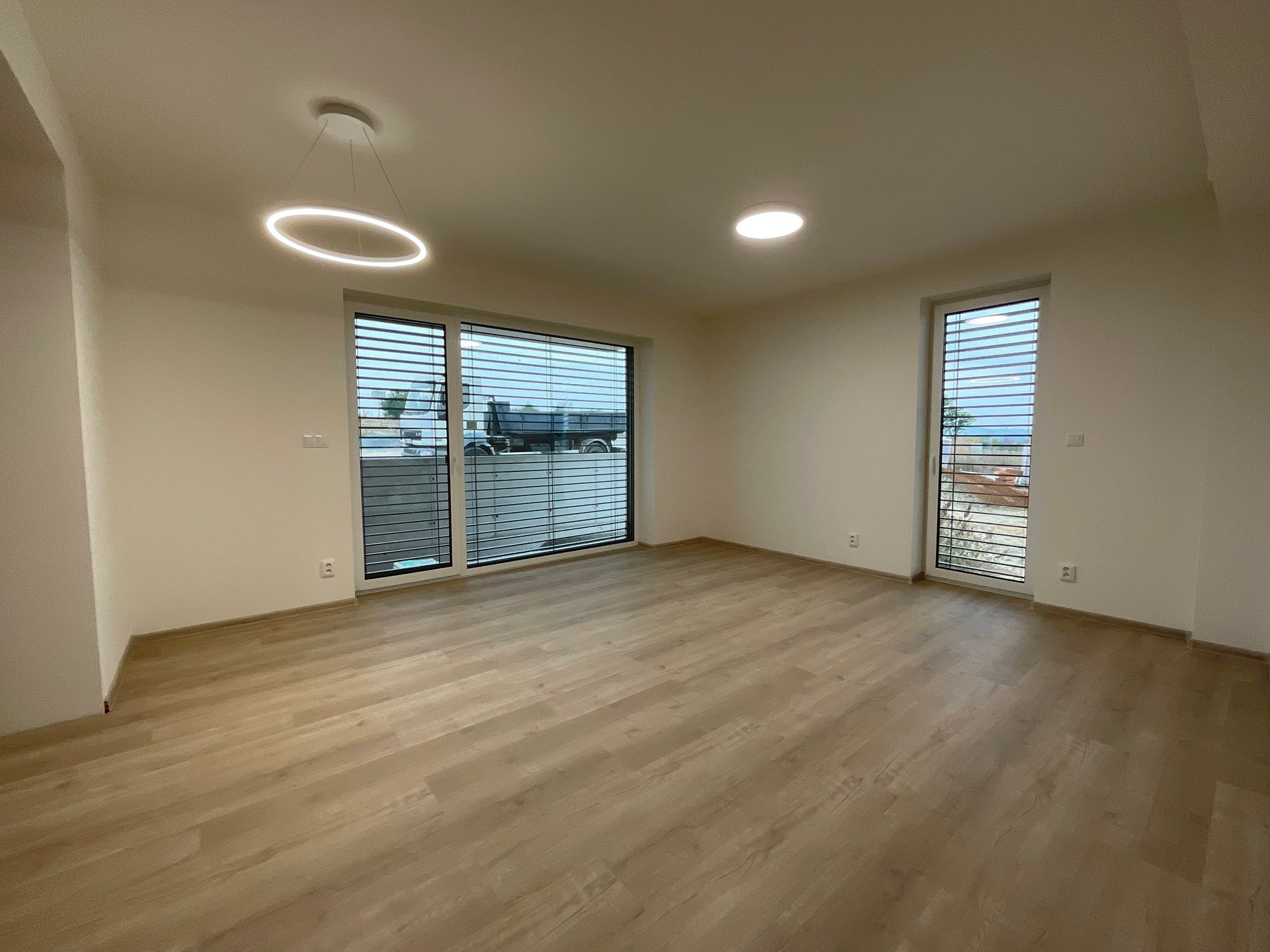 Pronájem byt 3+kk - Stanislava Hanzla, Šlapanice, 89 m² - 5