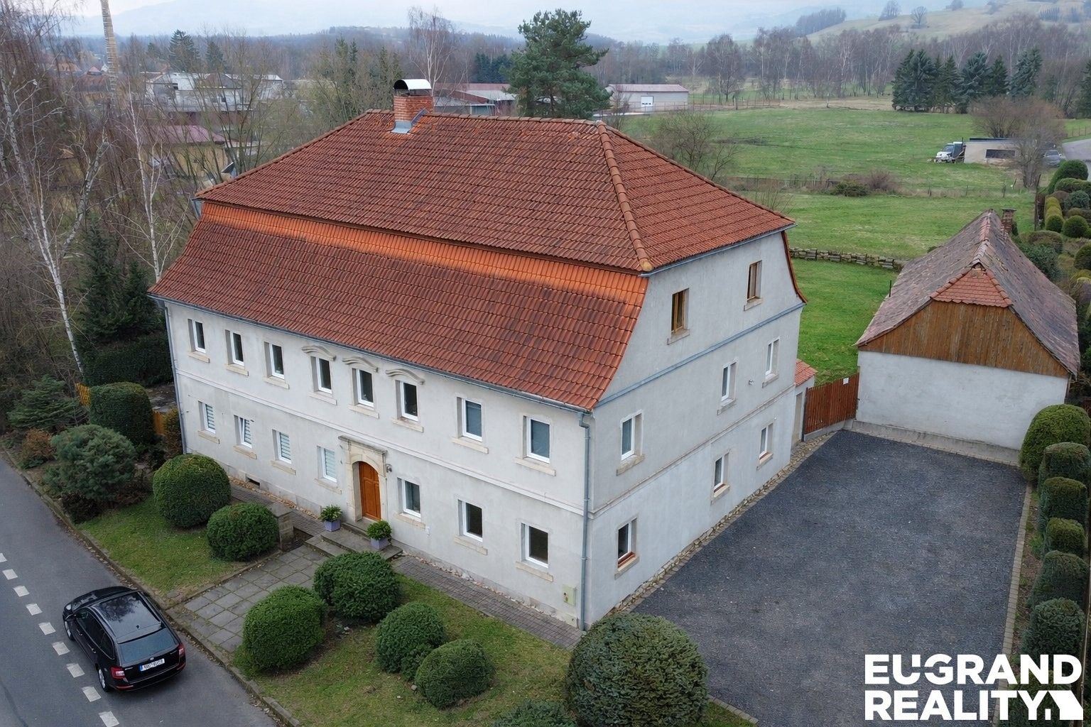 Ubytovací zařízení, 310 m²