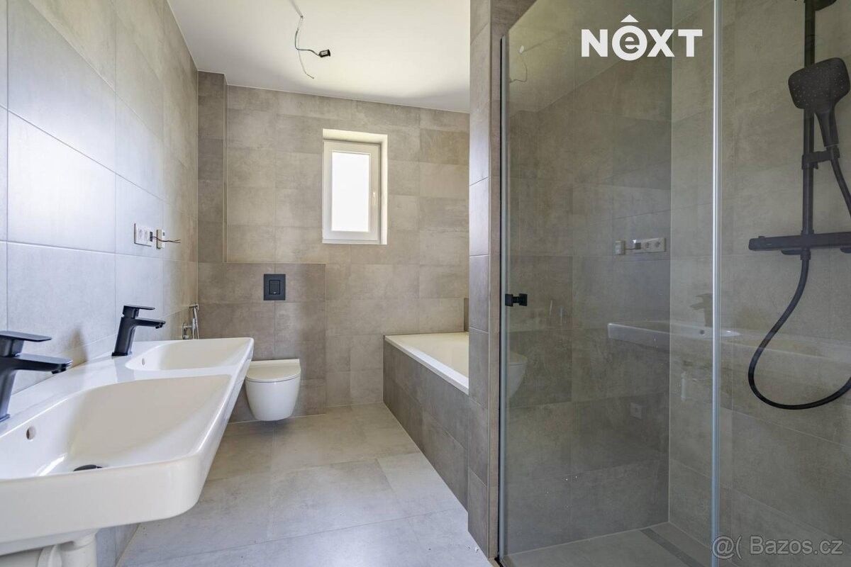 Prodej rodinný dům - Boršov nad Vltavou, 373 82