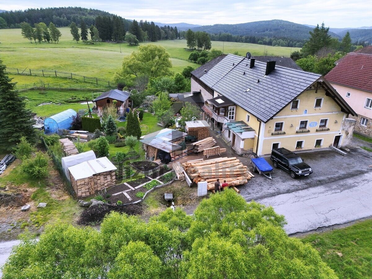 Prodej rodinný dům - Hrudkov, Vyšší Brod, 500 m²