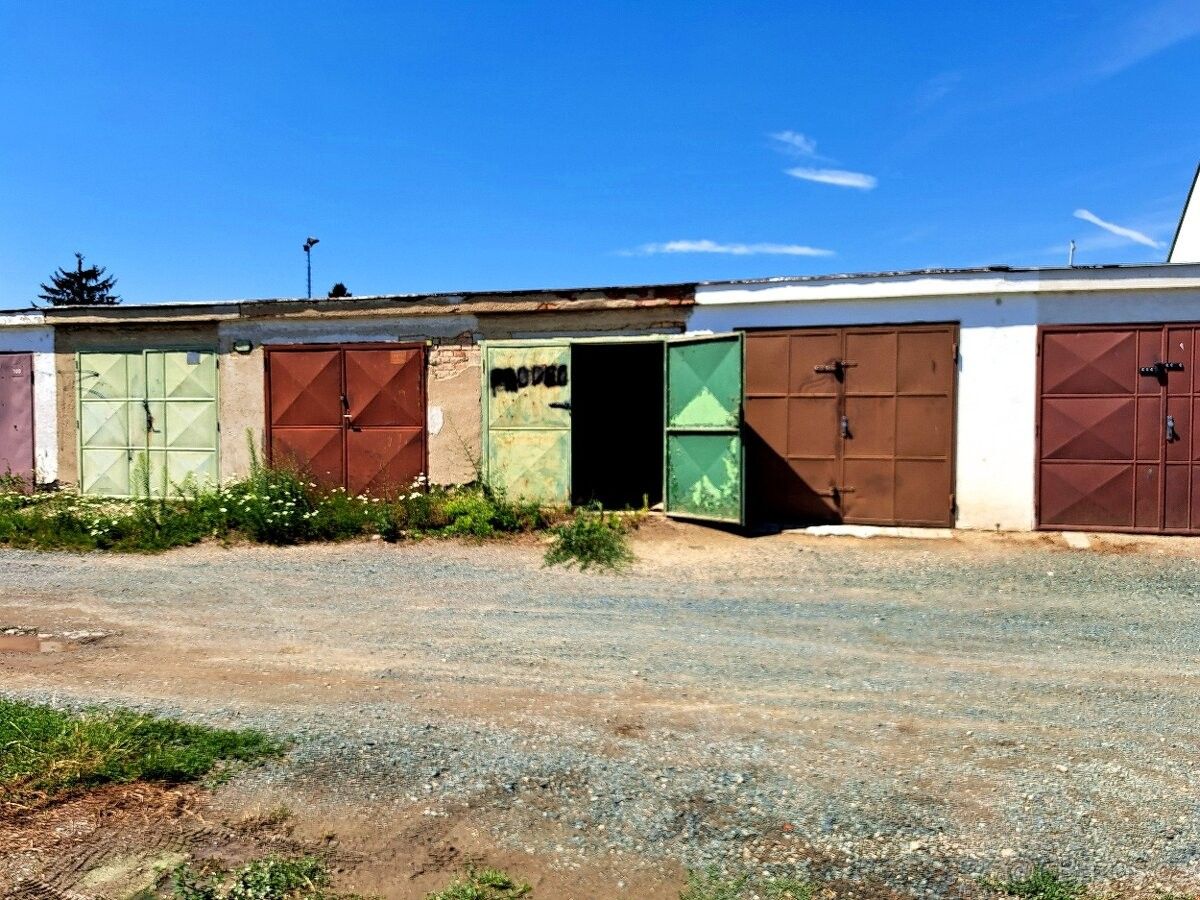 Prodej garáž - Modřice, 664 42