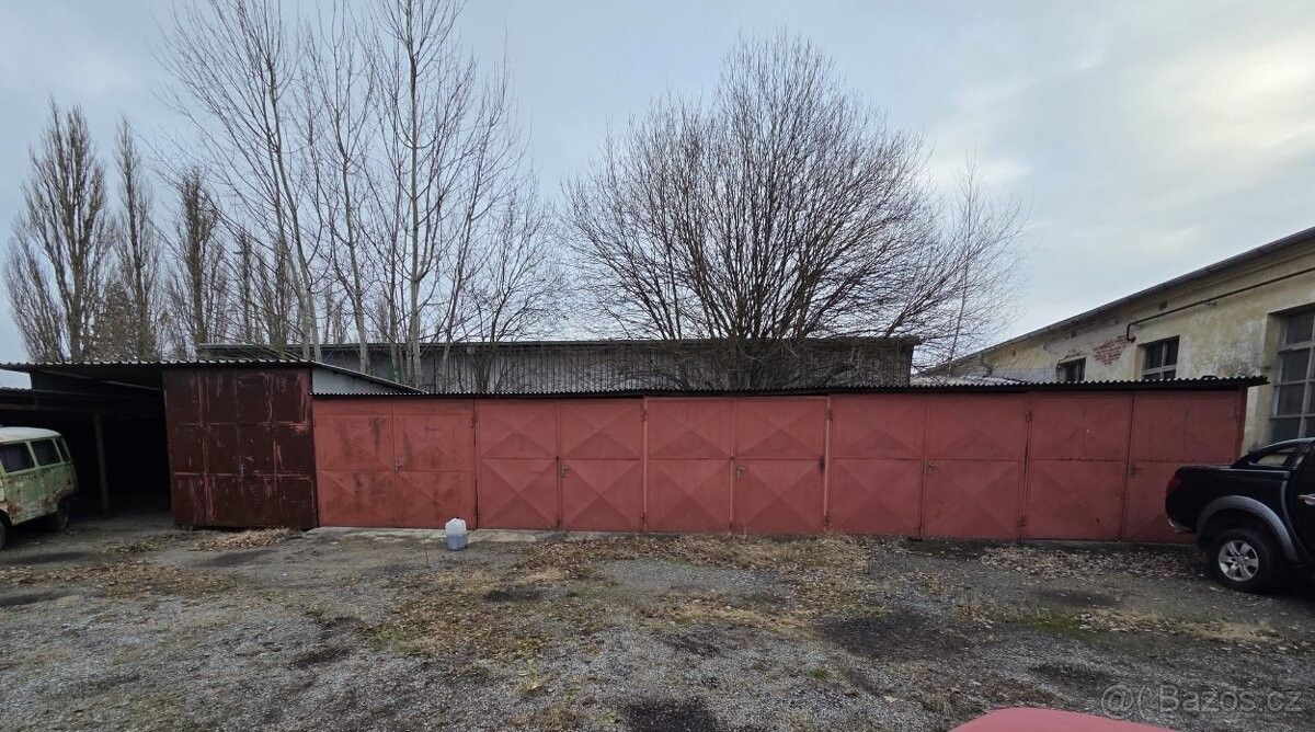 Pronájem garáž - Jindřichův Hradec, 377 01