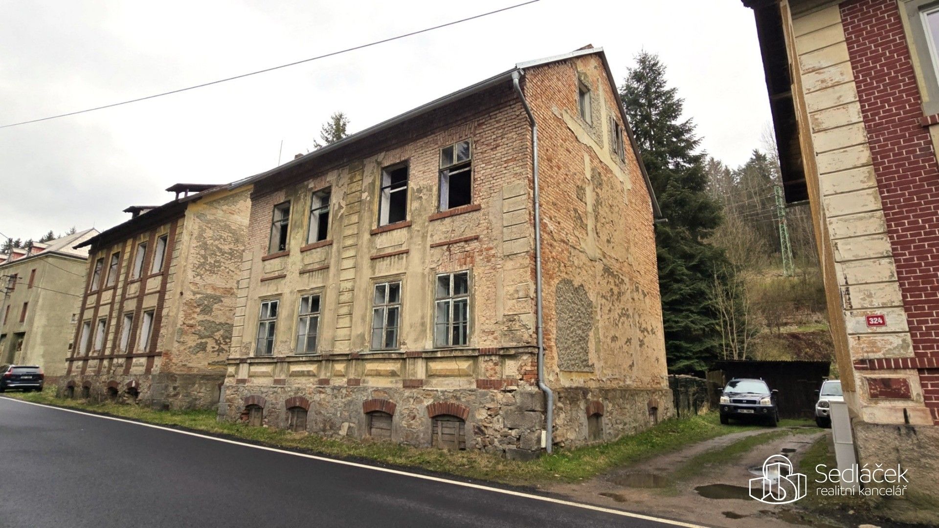 Rodinný dům · 300 m² · Hornická, Rotava - 4