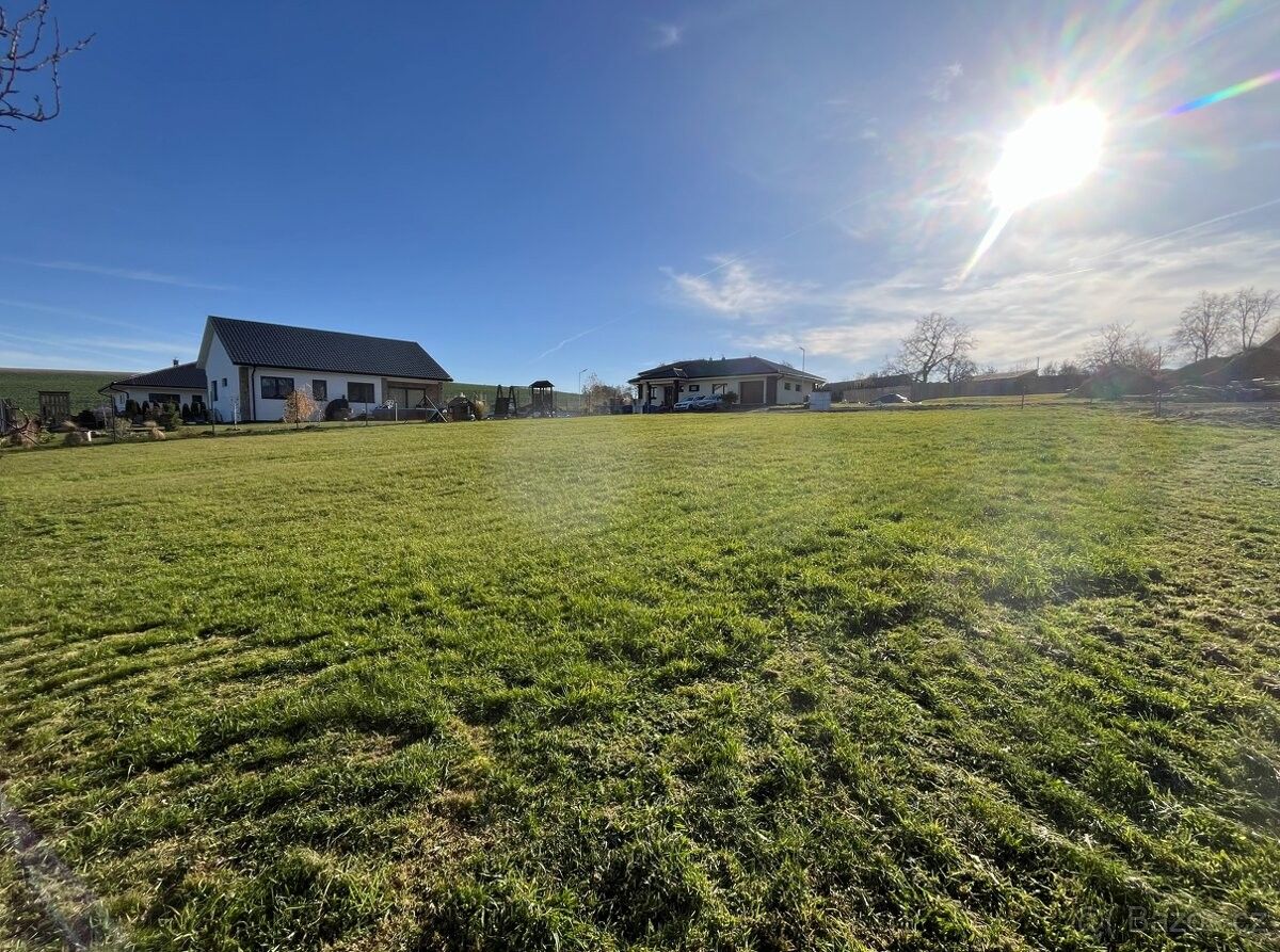 Prodej pozemek pro bydlení - Dolní Kralovice, 257 68