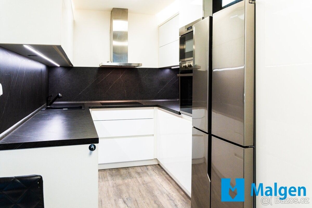 Prodej byt 3+1 - Praha, 155 00, 75 m²