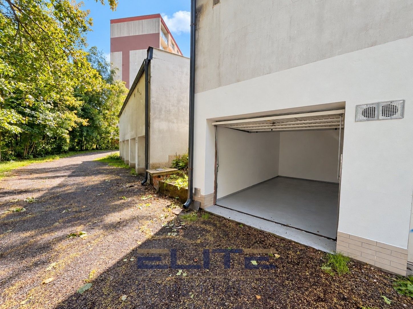 Garáže, Vlnařská, Liberec VI-Rochlice, 14 m² - 2