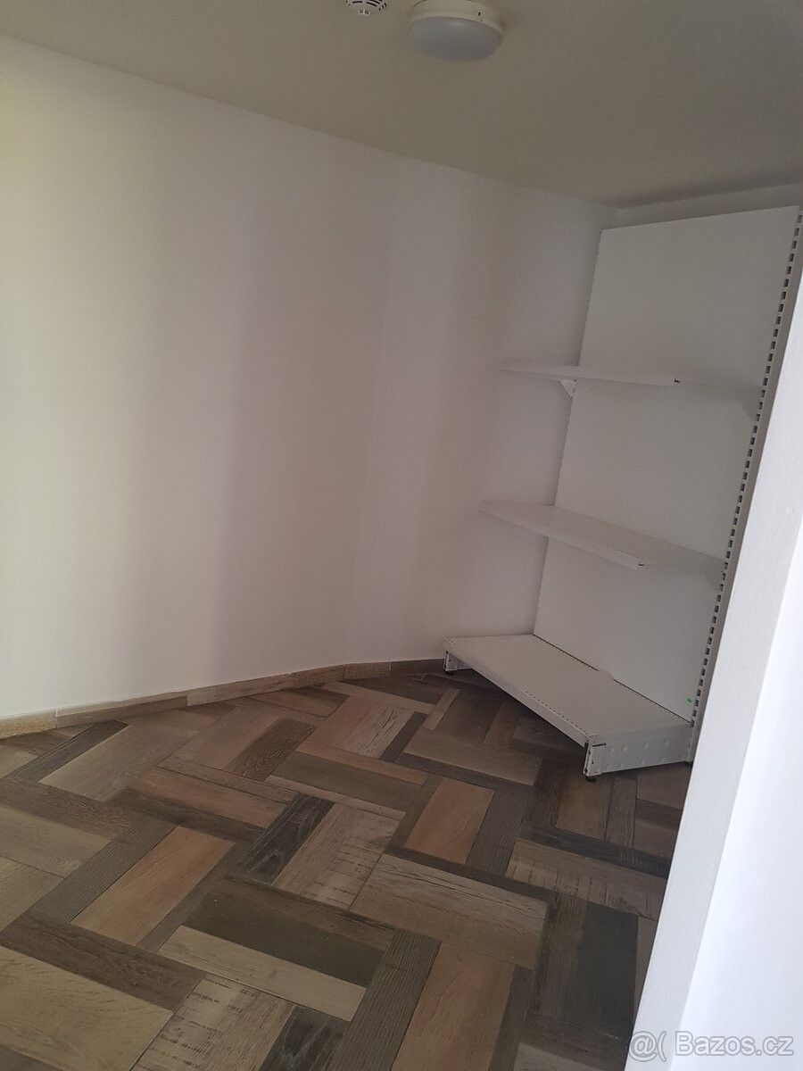 Obchodní prostory · Hranice u Aše, 351 24 - 3