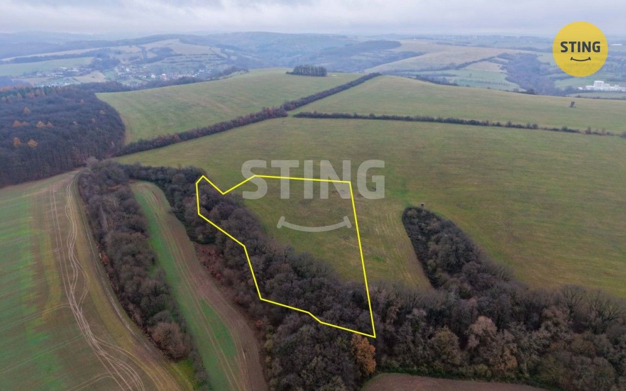 Zemědělské pozemky, Zlámanec, 14 861 m² - 2