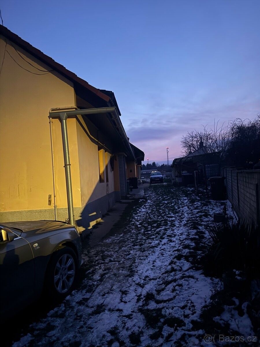 Prodej rodinný dům - Chotusice, 285 76