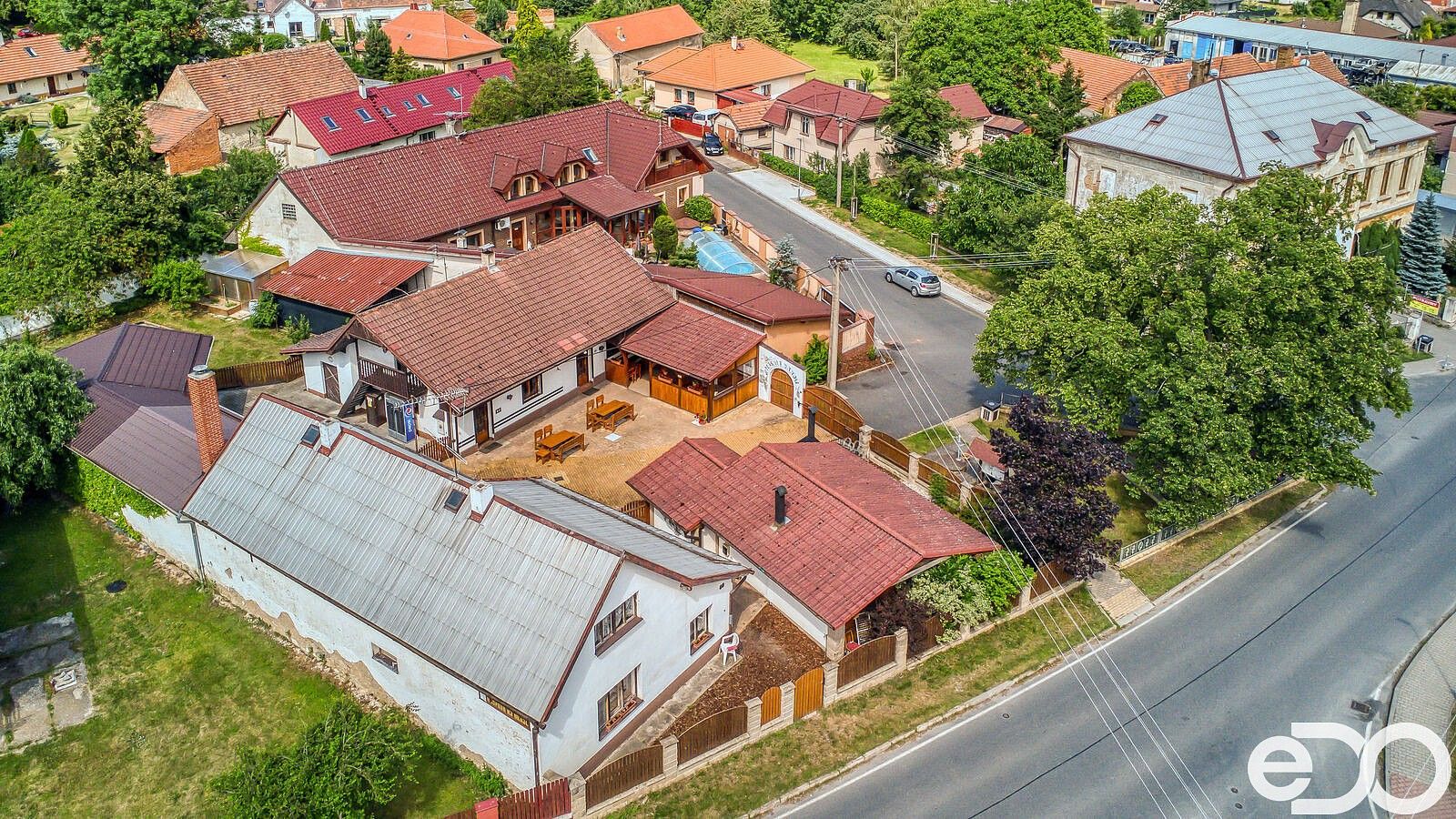 Rodinné domy, Hradešín, okres Kolín, 178 m² - 1
