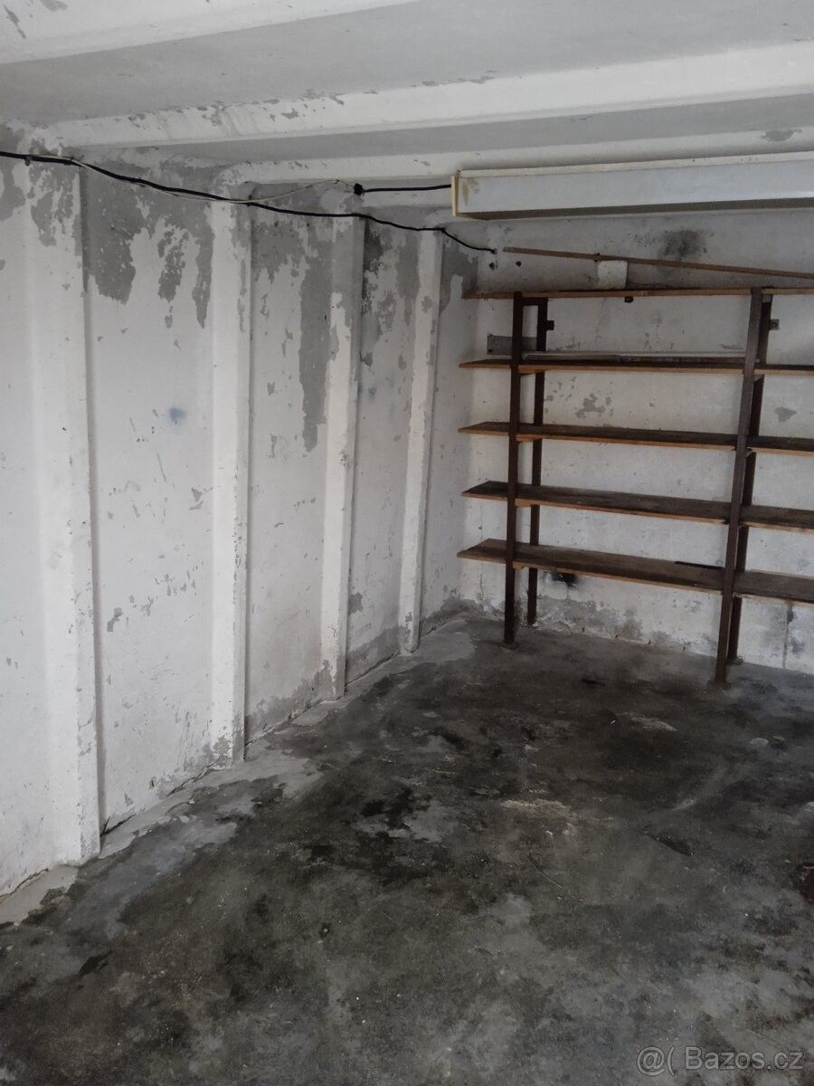 Pronájem garáž - Brno, 636 00