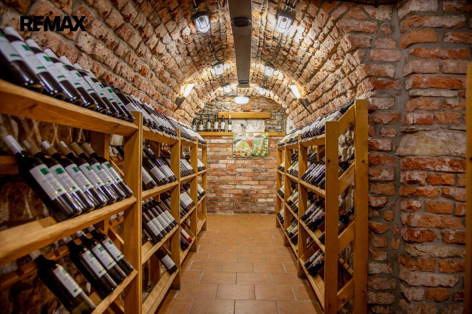 Obchodní prostory, Poláškova 29, Valašské Meziříčí, 50 m² - 1
