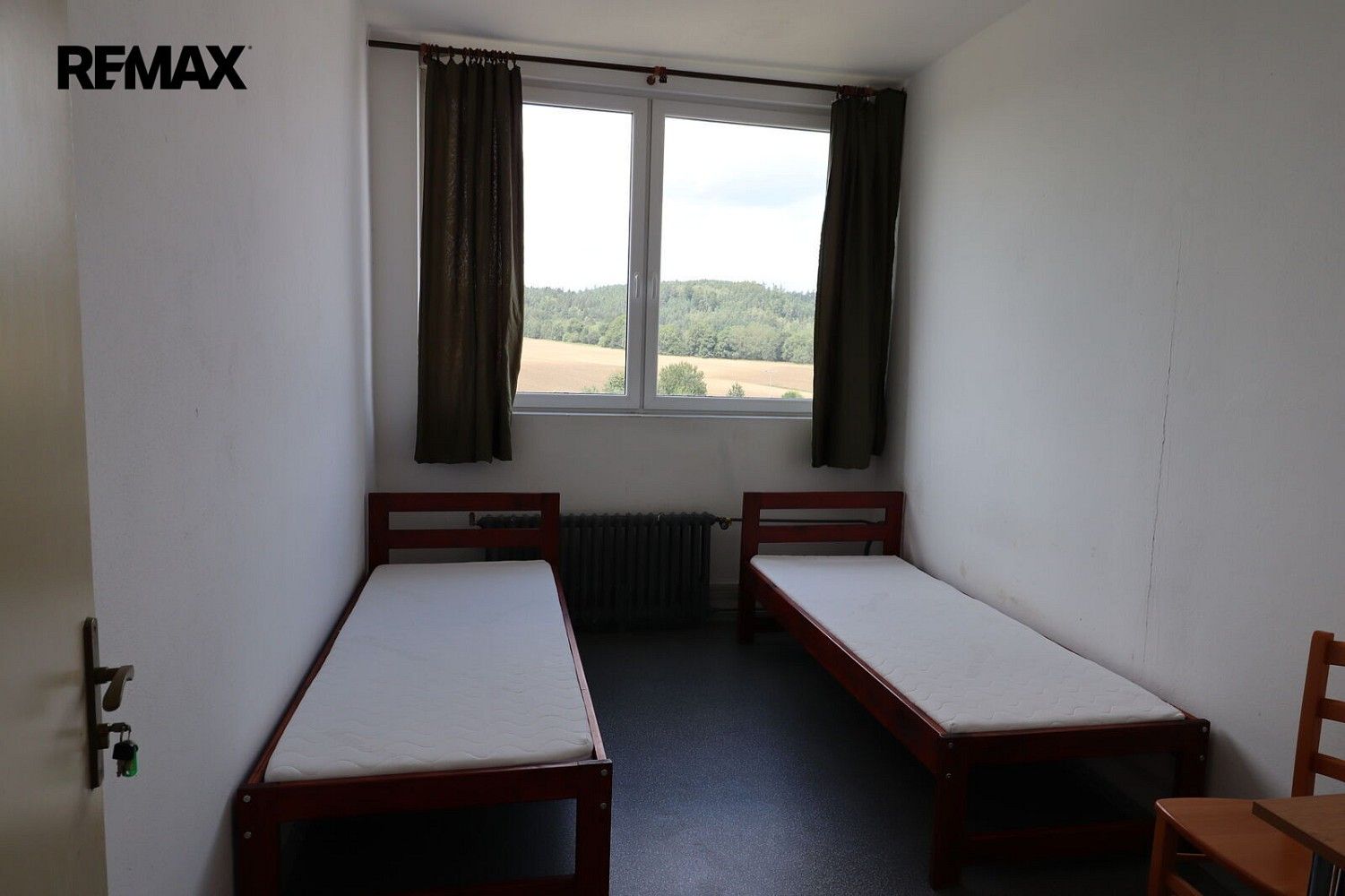 Ubytovací zařízení · 2 000 m² · Zákupy, okres Česká Lípa, Liberecký kraj - 3