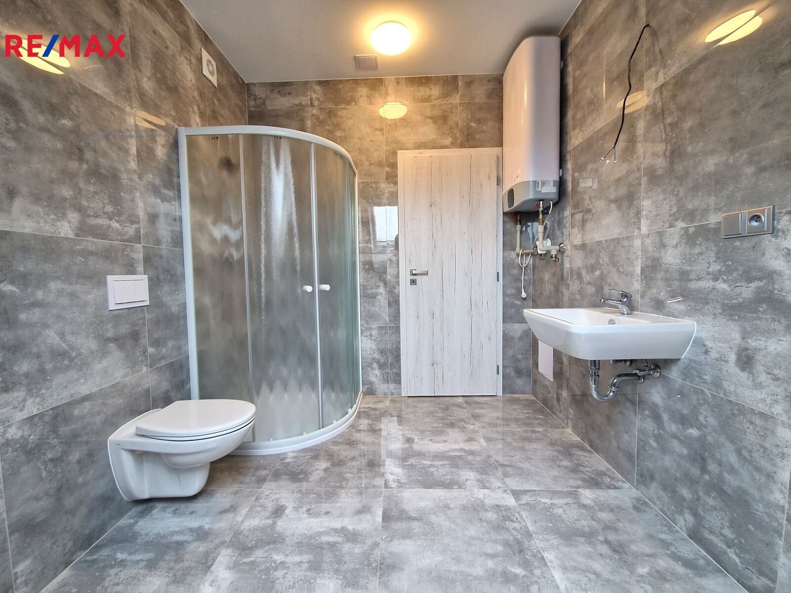 Prodej byt 2+1 - Lochovice, 64 m²