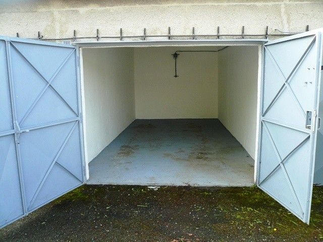 Garáže, Bukovany, 779 00