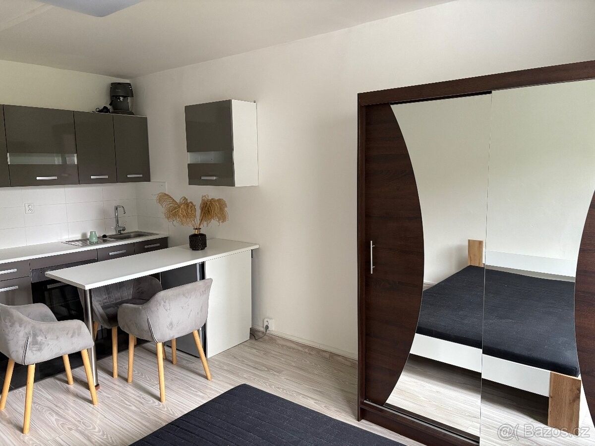 Pronájem byt - Olomouc, 779 00