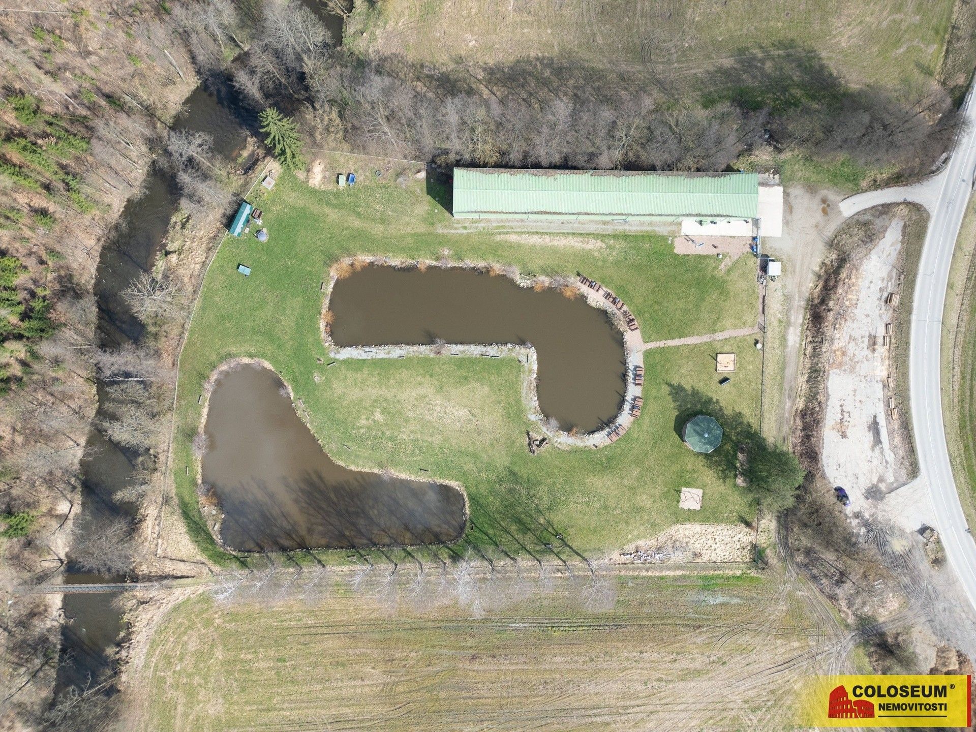 Prodej sklad - Nedvědice, 1 m²