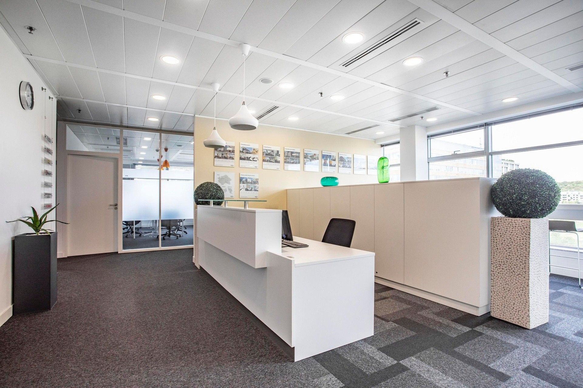 Pronájem komerční - Bucharova, Praha, 5 m²