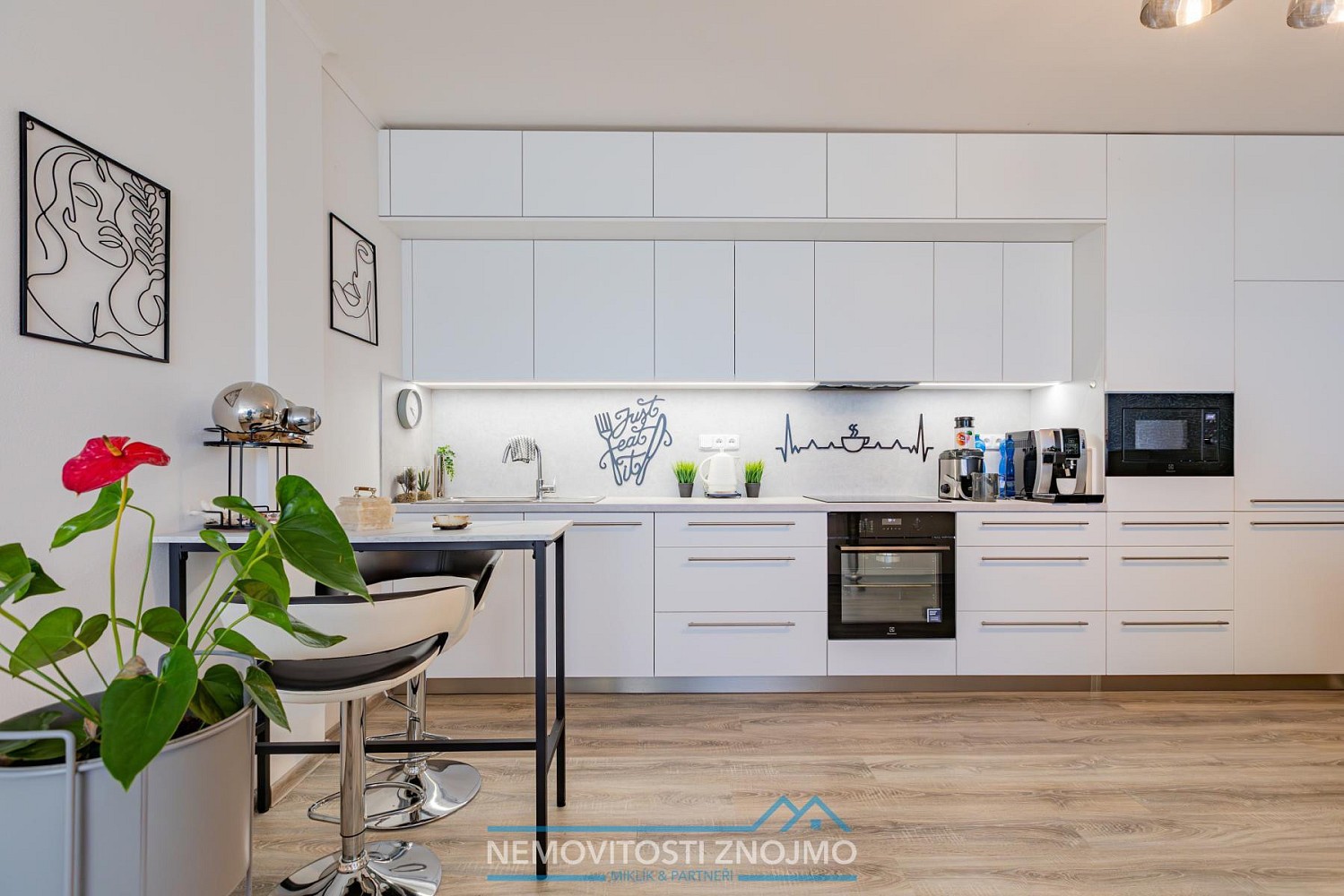 Prodej byt 2+kk - Kosmákova, Znojmo, 71 m² - 5