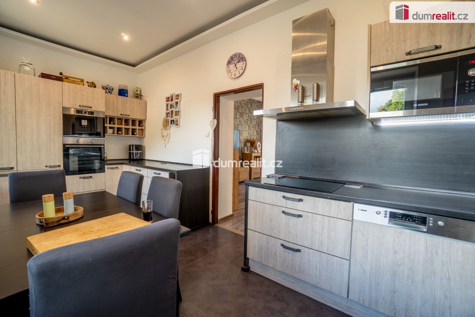 Rodinné domy, V Průčelí, Ústí nad Labem, 303 m²