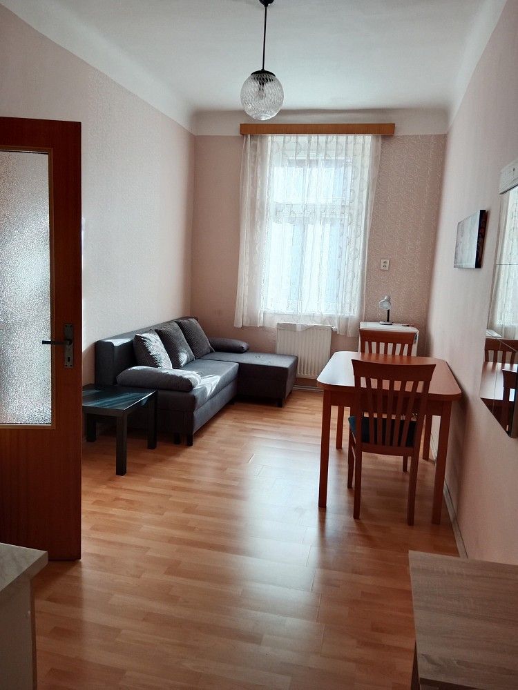 2+kk, Dejvická, Praha 6, 43 m² - 2