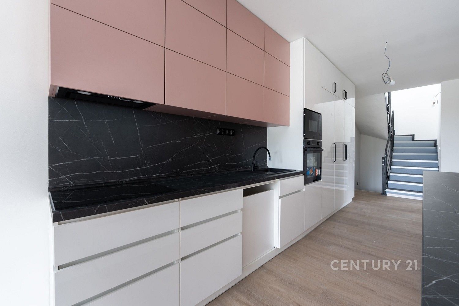 Pronájem byt 4+kk - Bří Čapků, Most, 104 m² - 5