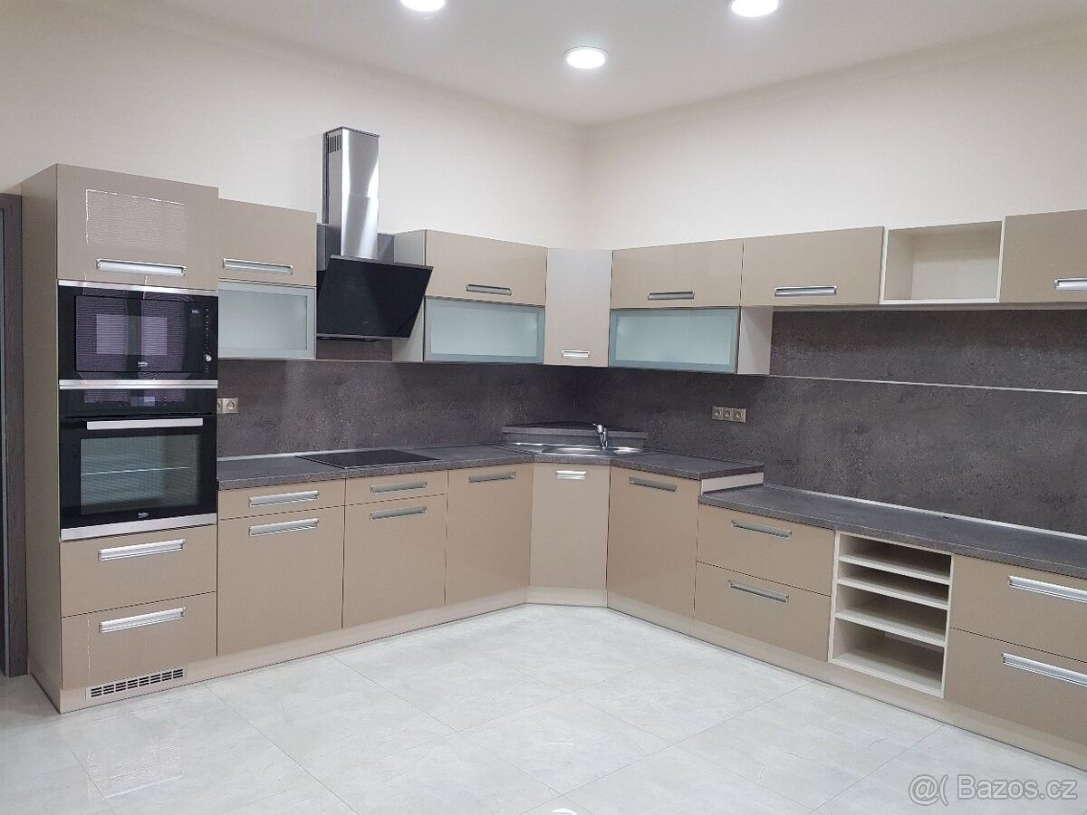 Byty, Karlovy Vary, 360 01