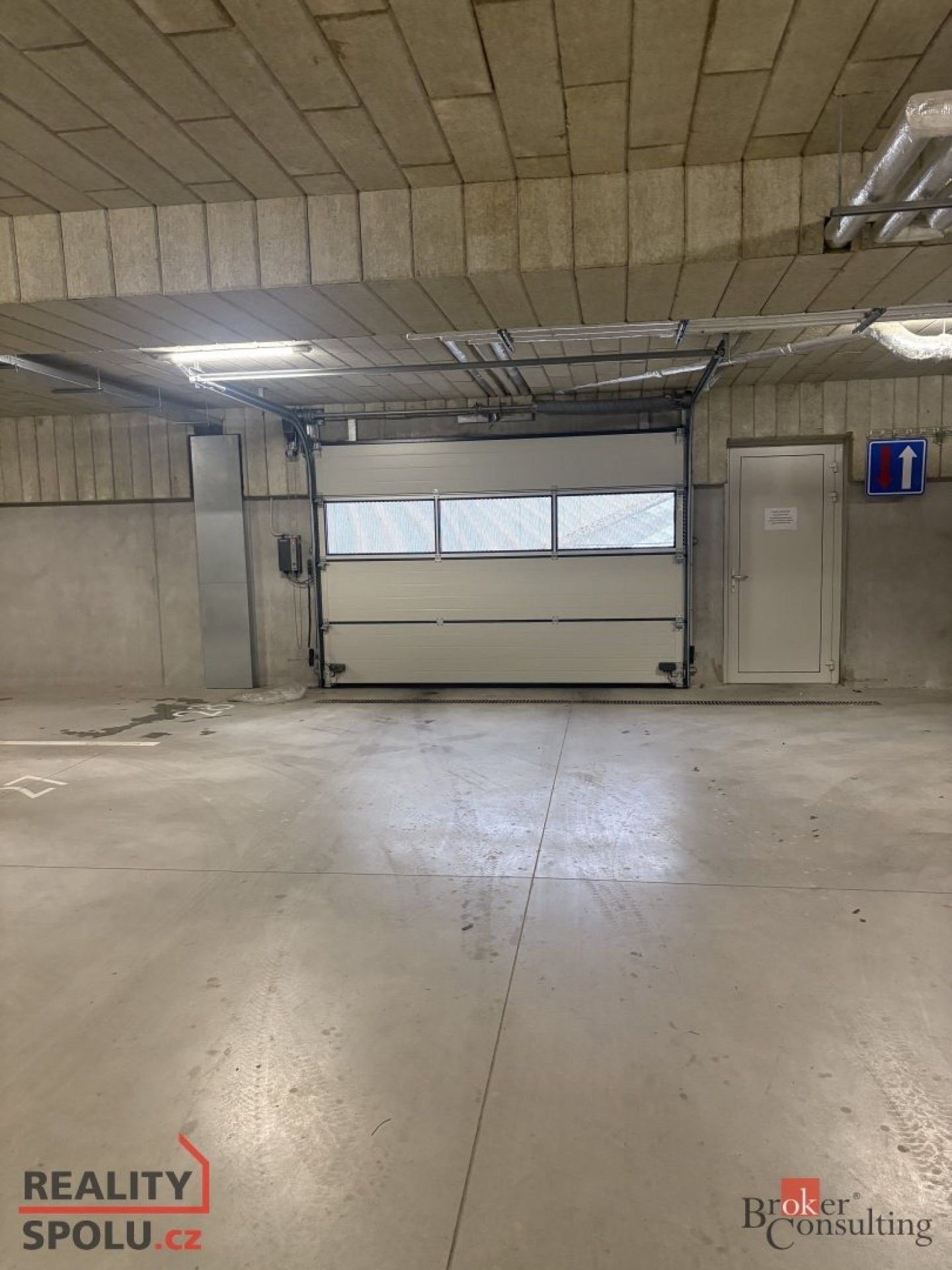 Pronájem garáž - Měděná,Plzeň 3,Plzeň, 12 m²