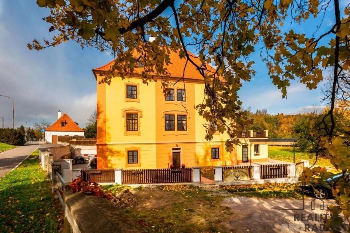Ubytovací zařízení, Chvalšinská, Český Krumlov Latrán, 744 m² - 1