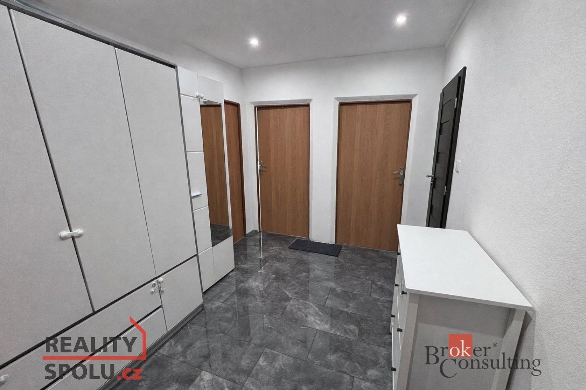 Prodej byt 3+1 - Fučíkova, Planá, 75 m²