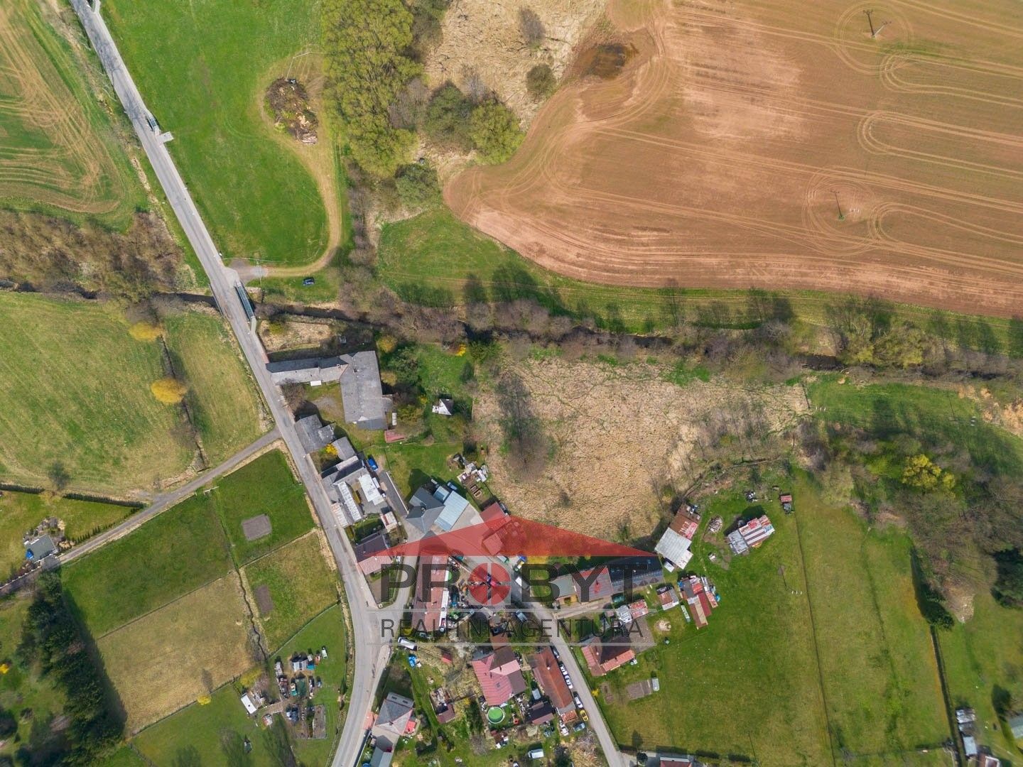 Zemědělská usedlost · 800 m² · Hrubá Skála Doubravice - 4