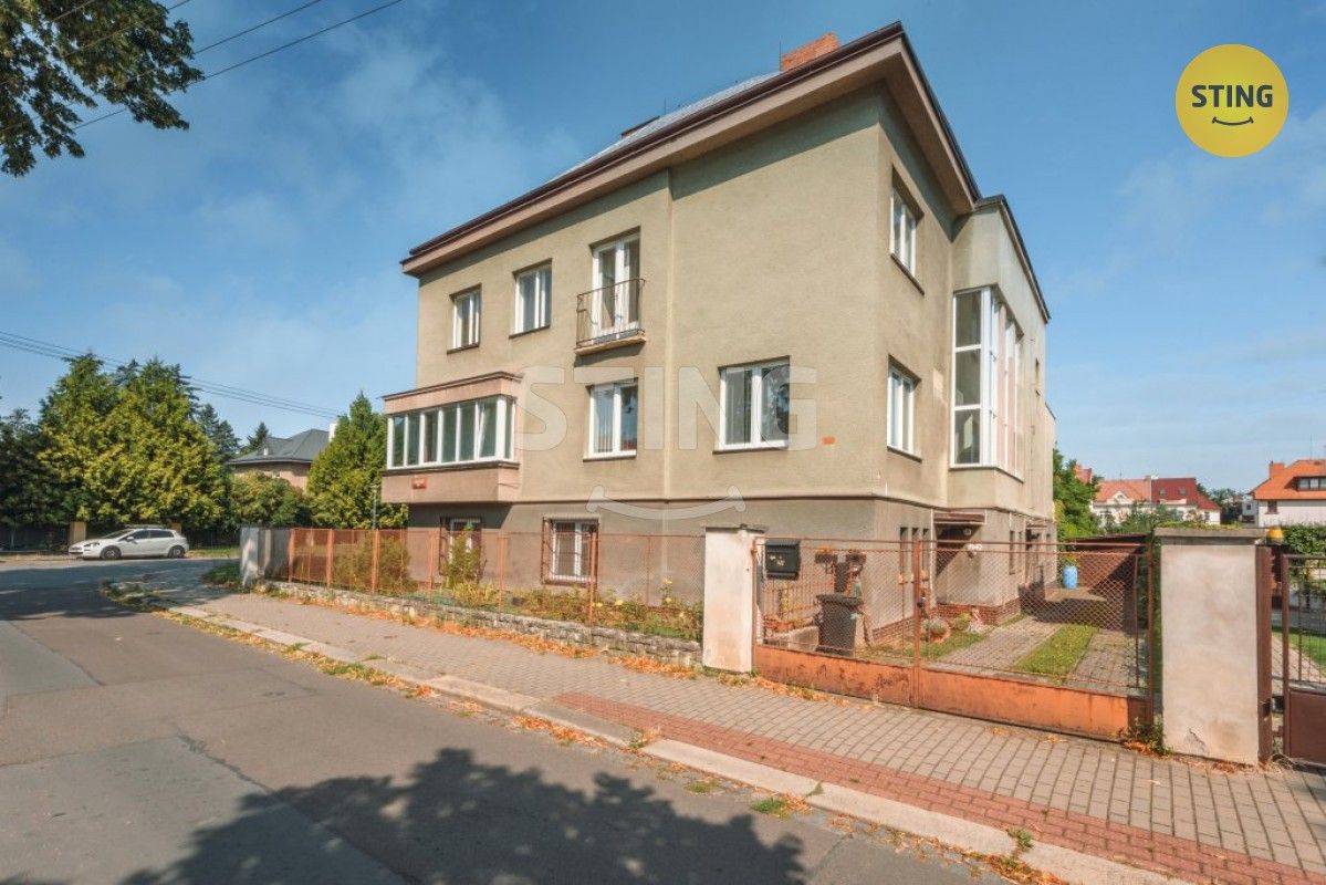 Prodej vila - Bulharská, Pardubice, 591 m²