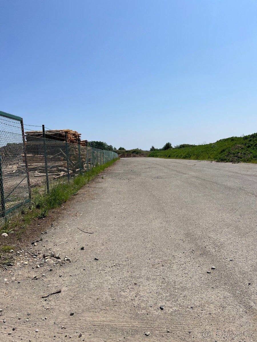 Pronájem pozemek pro bydlení - Líšťany, 330 35