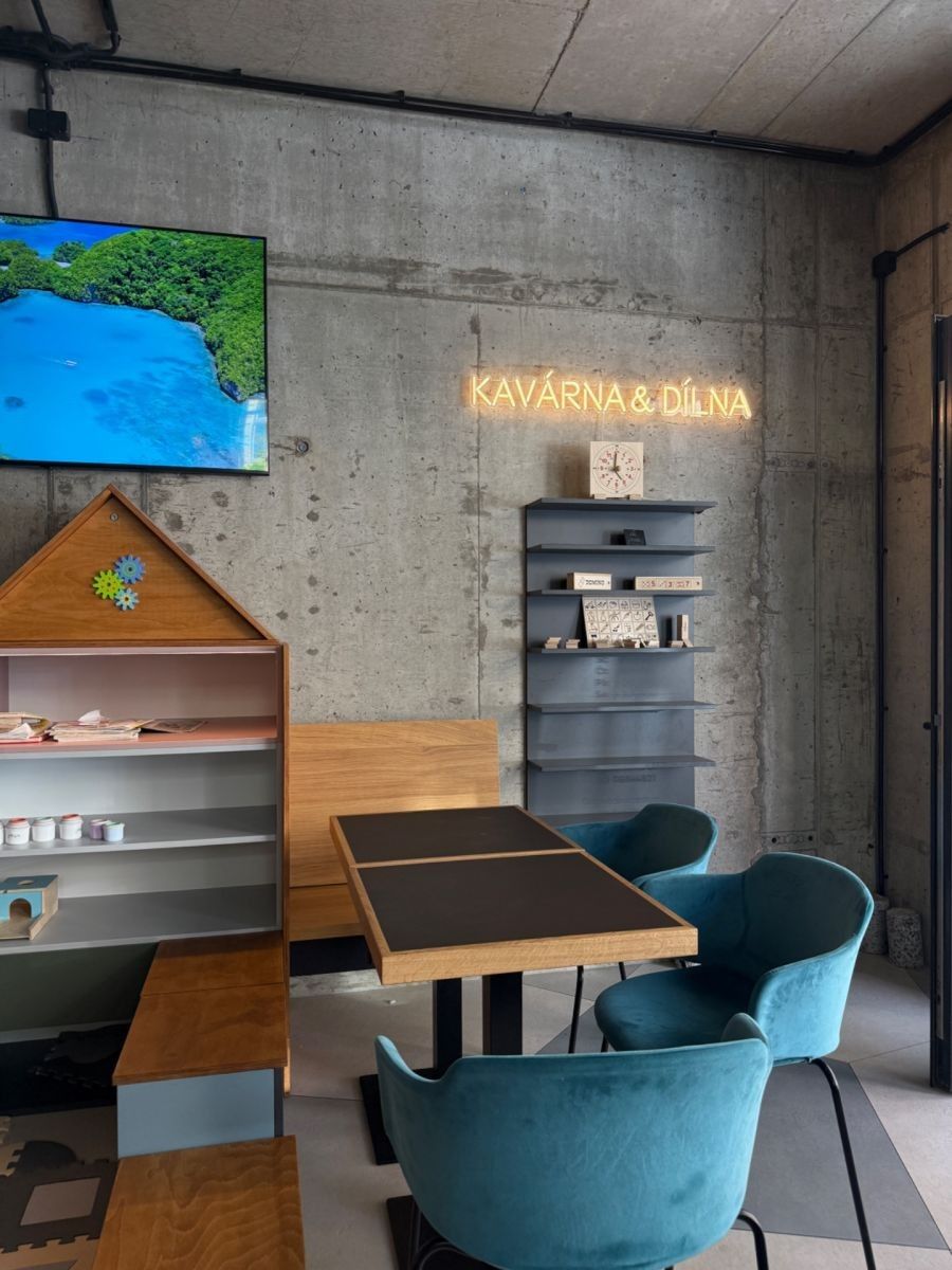 Obchodní prostory · 167 m² · Grafická, Praha - Smíchov - 3